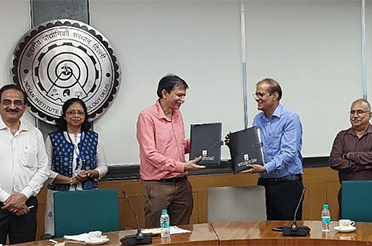Department of Telecommunications R&D Centre C-DOT and IIT Delhi Sign MoU for Cooperation in Various Emerging Areas of Telecom