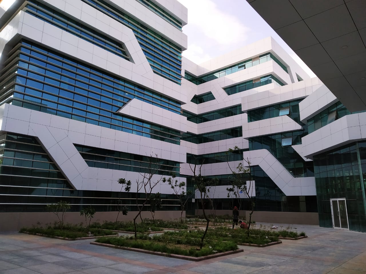 IIT-Delhi Abu Dhabi launches inaugural master programme