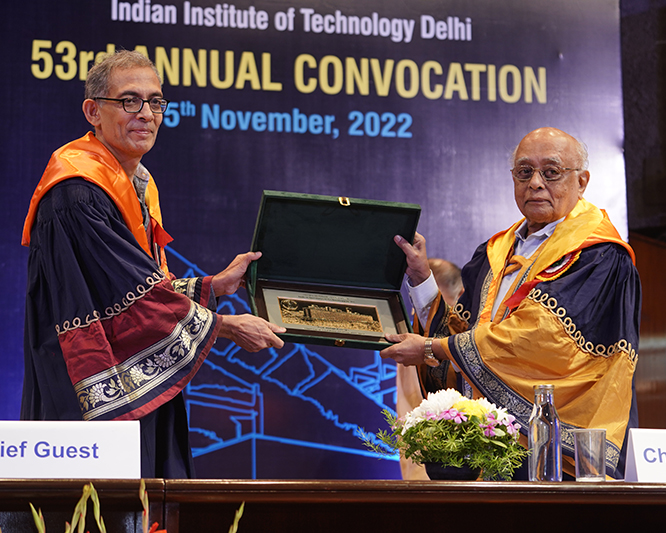 IIT Madras conducts - Diploma / Degree Distribution Ceremony for